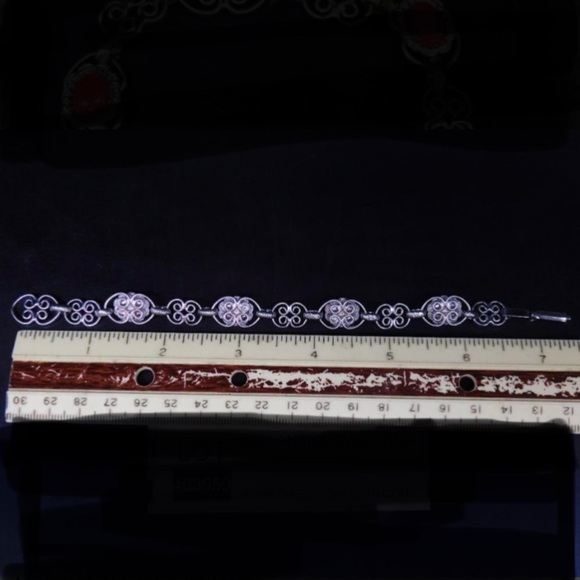 VINTAGE RED STONE BRACELET - Picture 2 of 2